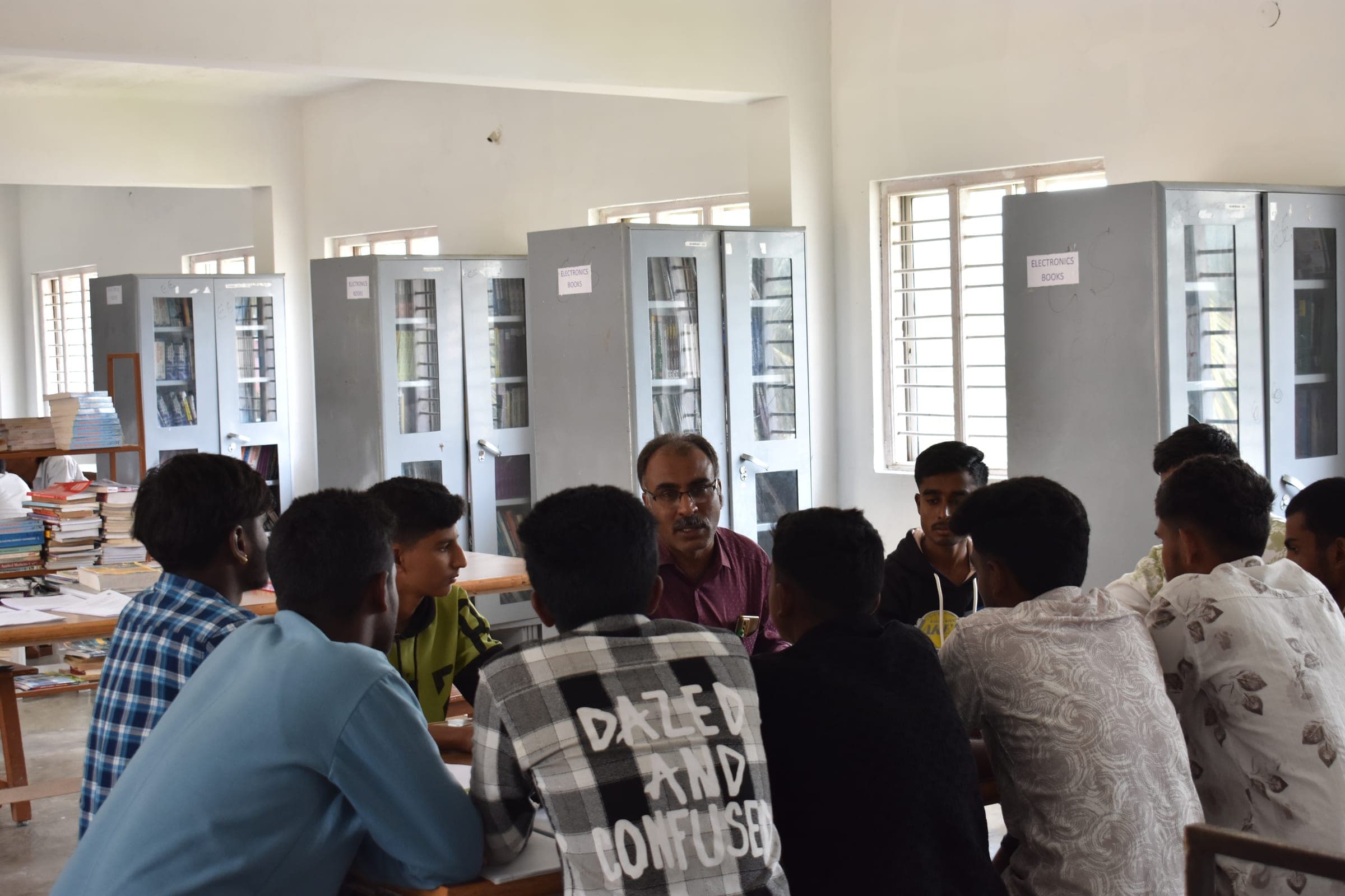 S.E.T. Polytechnic campus photograph 48