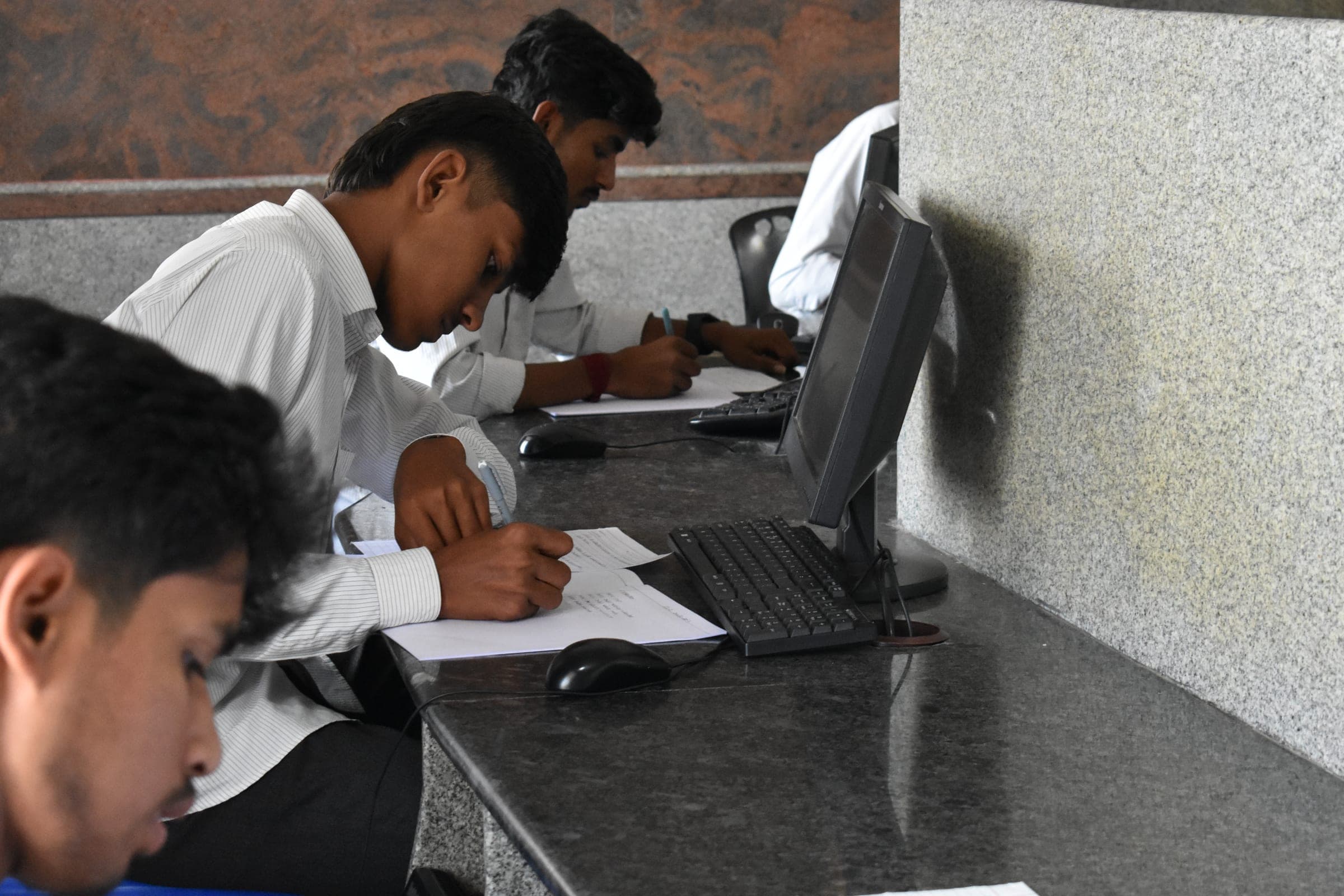 S.E.T. Polytechnic campus photograph 11