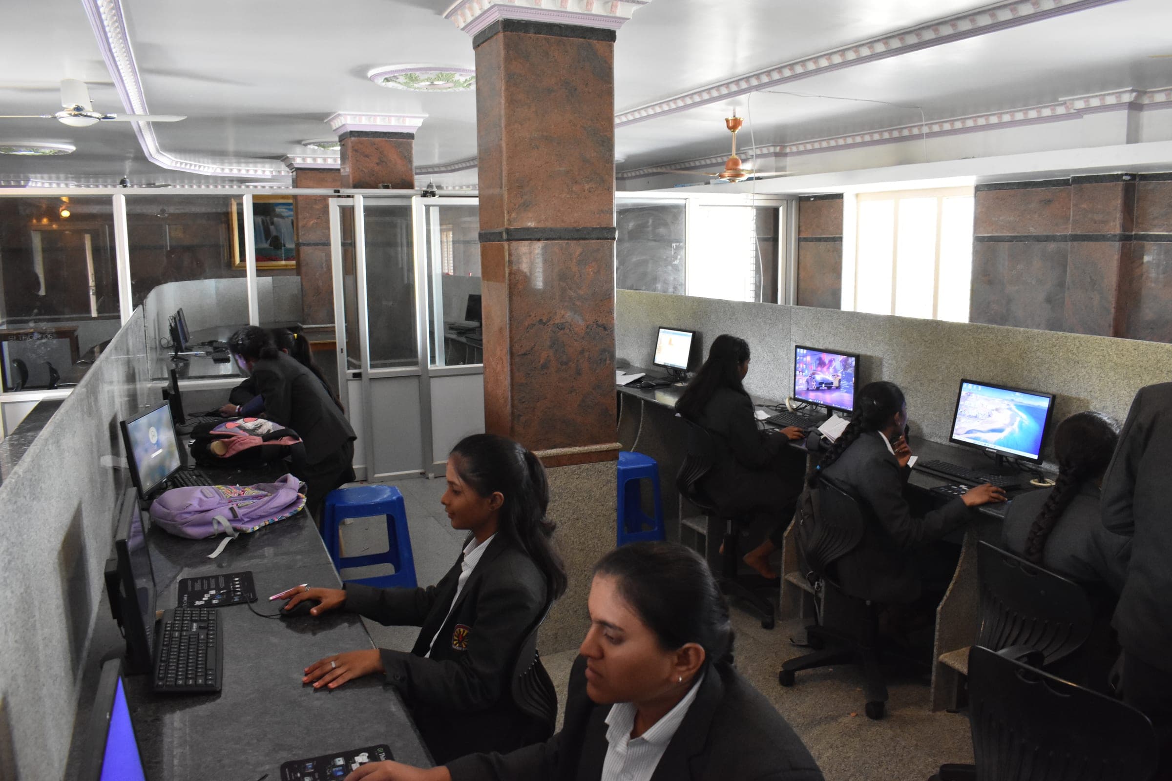 S.E.T. Polytechnic campus photograph 25