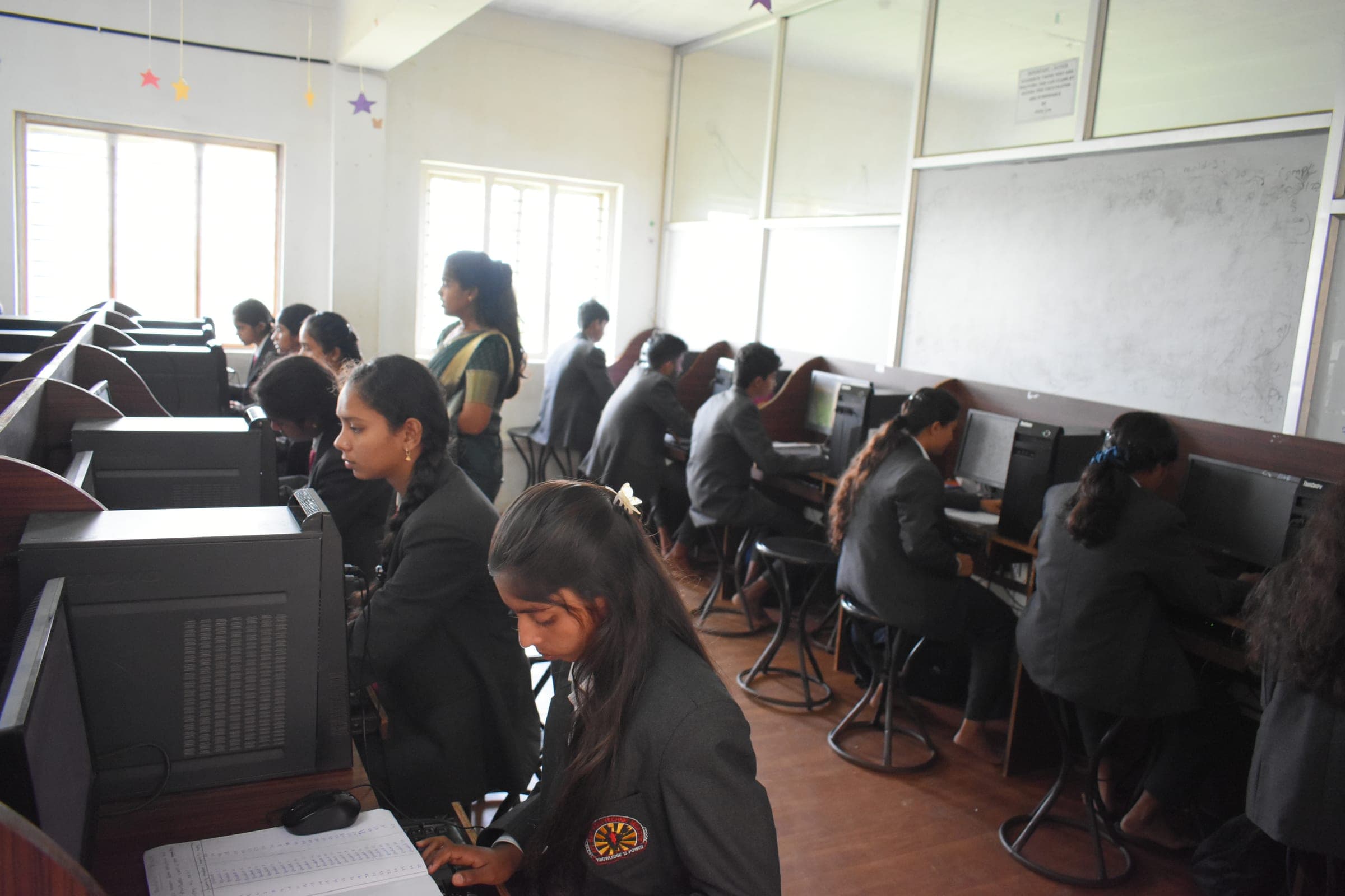 S.E.T. Polytechnic campus photograph 64