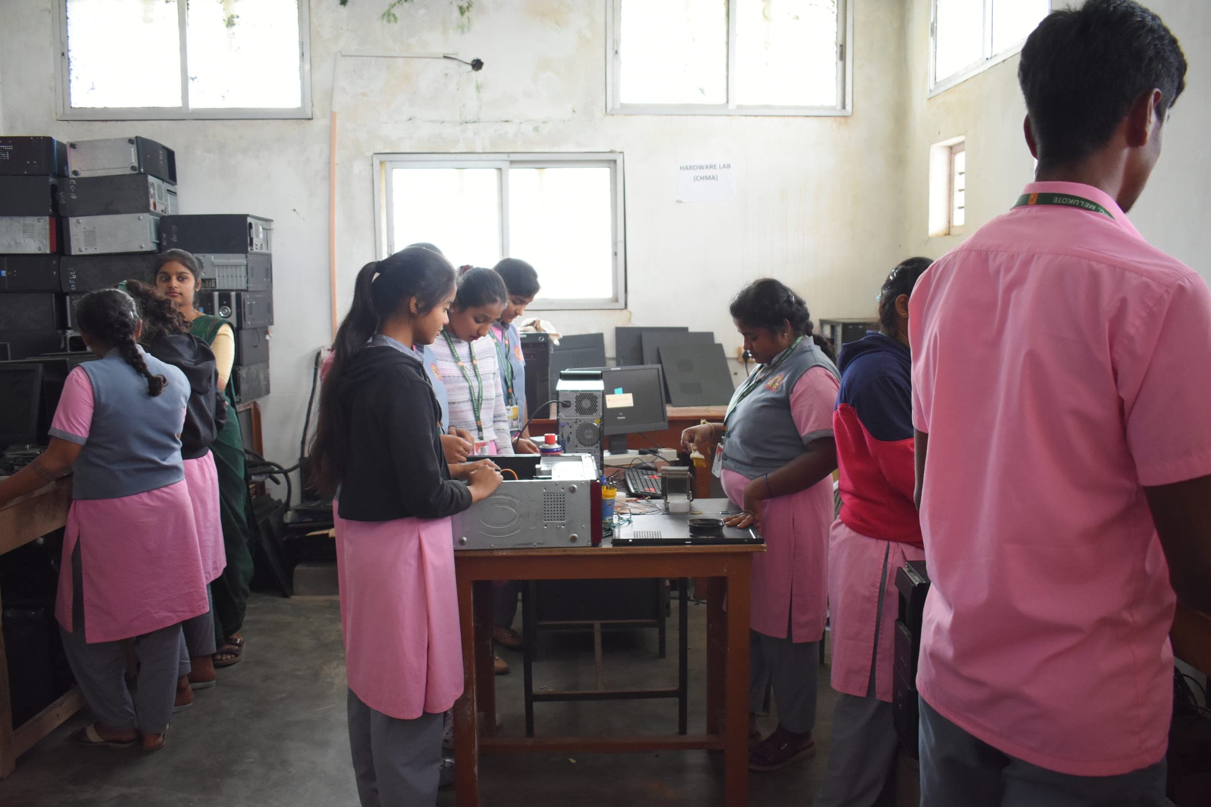S.E.T. Polytechnic campus photograph 57