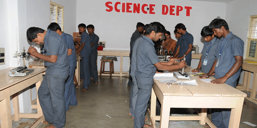 S.E.T. Polytechnic campus photograph 60